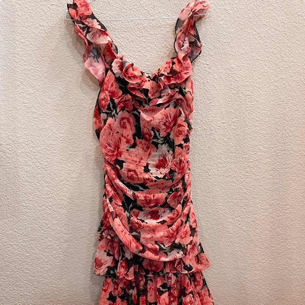 Vici FLORAL TIERED RUFFLE MAXI DRESS